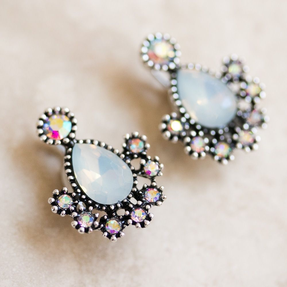 Plunder Design Cassidy Earrings NIB